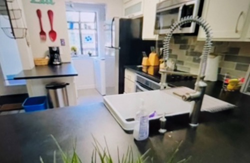 South Congress Condo | In the trendy, funky & walkable South Congress area — 2-bedroom condo in Austin!
