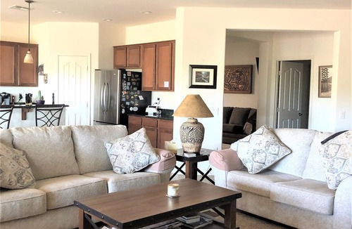 Saddlebrooke House | JANUARY 2027 NOW AVAILABLE: DESERT AND MOUNTAIN VISTAS!