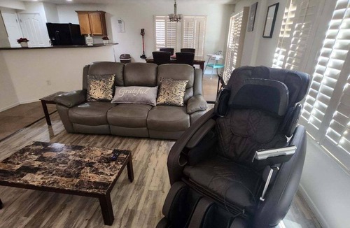 Valstate House | JAPT 3bd2ba I-10/TUSAirport/UofA baby-massage