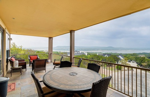 Jonestown Condo | Jonestown Condo on Lake Travis w/2 Balconies!