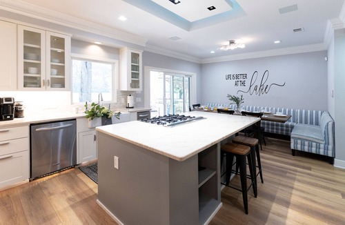 Austin House | Just 30 Minutes from Austin: Luxury Group Retreat Close to Iconic Texas Events