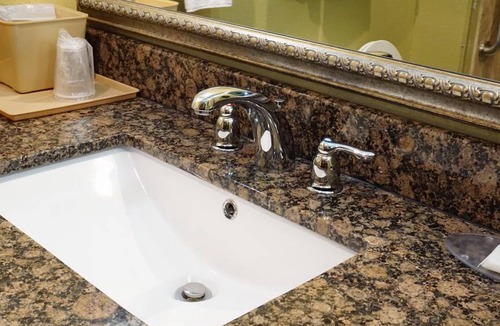 Cresson Hotel | King Bed Room, Scottish Inns Cresson, Free Parking, 30 Mins to Fort Worth DT