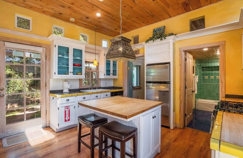 Downtown Santa Fe House | Kiva Fireplace, Walk to the Plaza and Railyard