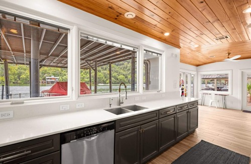 Manana West House | Lake Austin Bungalow | Private Dock + Swim Off the Dock