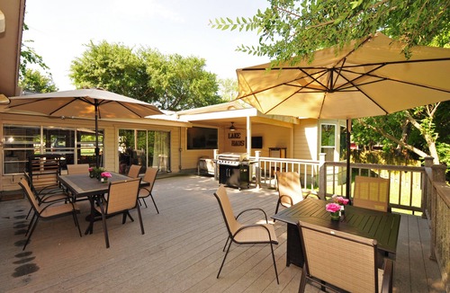 McQueeney House | Lake Haus on McQueeney