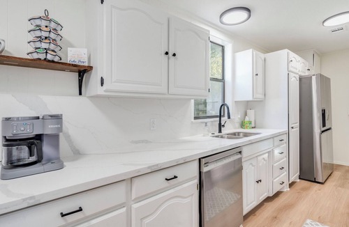 Granite Shoals House | Lake LBJ Waterfront Getaway Newly Remodeled Boat Slip Kayaks & Paddleboards