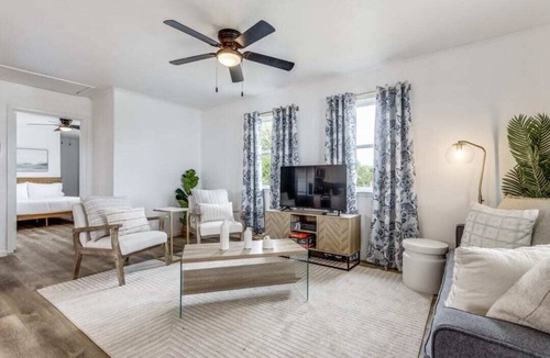 Princeton House | Lake Side House close to Outdoor Fun, Fishing