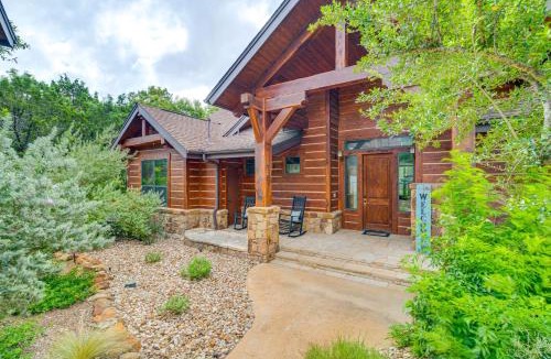 Jonestown House | Lake Travis Views! Hollows Cabin, Pools, Sleeps 10