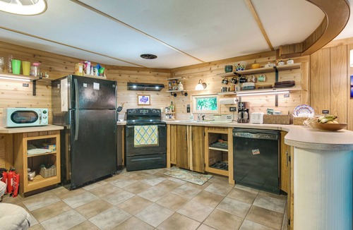Palo Pinto House | Lakefront Palo Pinto Retreat, Perfect Fishing Spot