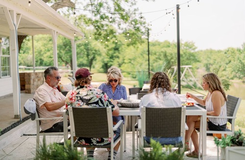 Dennis House | Lakefront Retreat | Hot Tub + Kayaks | Sleeps 20