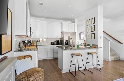 Point Venture House | Lakeside Charm at Casa Carmen by the Golf Course