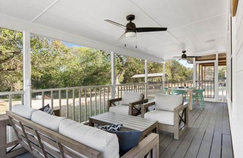 Lake Whitney House | Lakeside Retreat, Hot Tub, Fire Pit, Sleeps 12