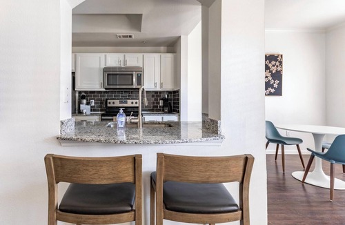 Downtown Fort Worth Apartment | Landing | Beautiful 1BD, Gym