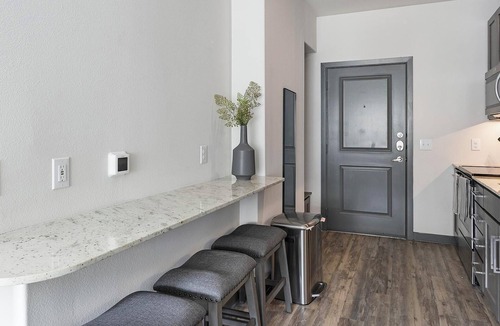 Fort Worth Cultural District Apartment | Landing | Incredible Studio, Gym, Game Room