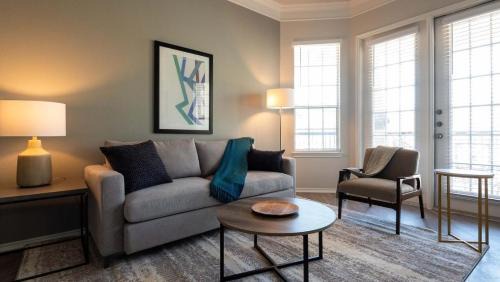 Falconhead Apartment | Landing Modern Apartment with Amazing Amenities (ID3426X15)