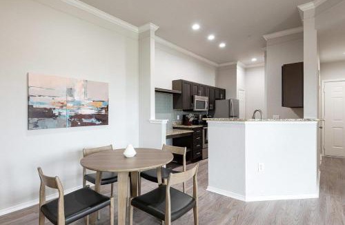Falconhead Apartment | Landing Modern Apartment with Amazing Amenities (ID5003X26)