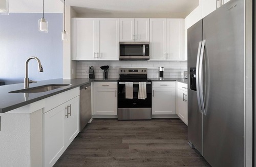 Salado Apartment | Landing | Stunning 1BD, Gym, Clubhouse
