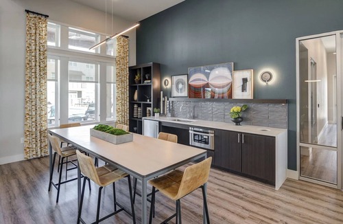 Fate Apartment | Landing | Stylish 1BD, Pool, Clubhouse