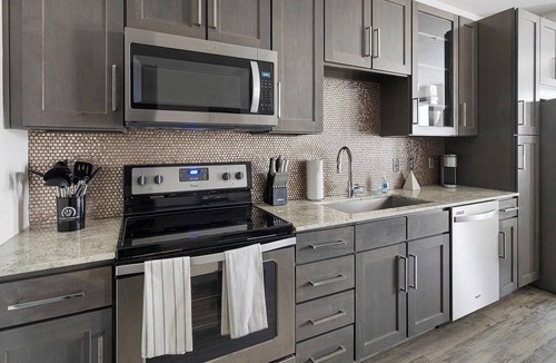 Fort Worth Cultural District Apartment | Landing | Stylish Studio, Gym, Game Room