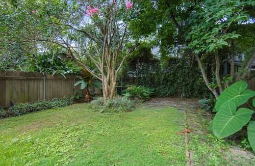 West Riverside House | Large Shotgun Double In Perfect Uptown Location