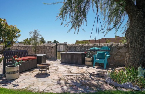 Las Cruces House | Las Cruces Home w/Private Pool + Fire Pit!