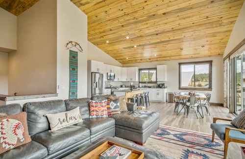 Twin Creek Village House | Last-Min Summer Escape! Book Jul/Aug Stay by 7/31, 15% Off
