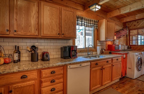San Juan River Village Cabin | Last-Min Summer Escape! Book Jul/Aug Stay by 7/31, 15% Off