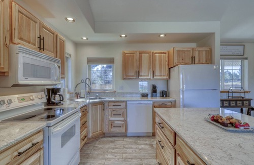 Lake Hatcher Park House | Last-Min Summer Escape! Book Jul/Aug Stay by 7/31, 15% Off