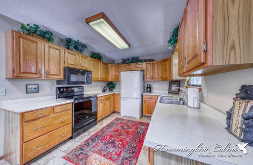 Ruidoso Cabin | Lazy Moose Lodge | Cozy Lodge Escape w/Fireplace & Pet-Friendly Comfort