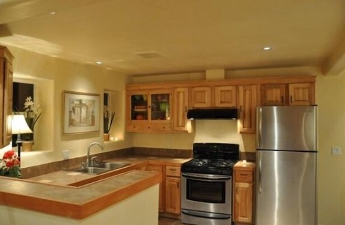 Santa Fe Condo | Location&Luxury: Famers Market, Plaza, Baca, Dining, & Galleries. MONTHLY
