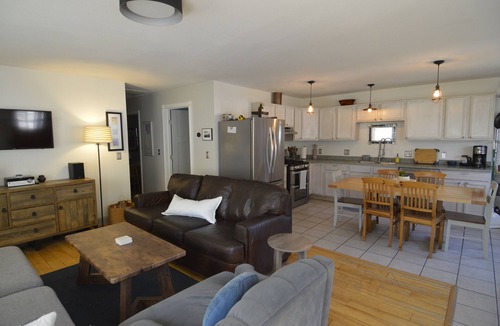Silverton House | Lovely 3-bedroom, 2-bath house. Perfect for your mountain getaway!