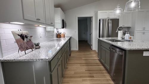 Thackerville House | Lucky Cowboy Lodge Near WinStar - Cozy 3BR Home