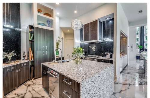 North Arlington House | Lux Stunning Mansion, Pool. Minutes to AT&T Stadium FIFA, and Six Flags!