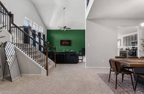 Katy House | LUXE 5BR House | Sleeps 15 | 1GB| WD | Katy Mills