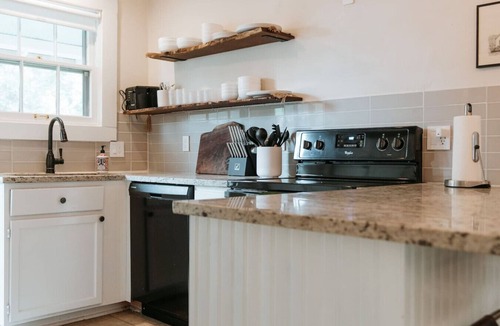 Old East Dallas House | Luxe Farmhouse near Deep Ellum & Bishop Arts