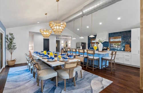 Seven Points House | Luxurious 5BR w/Theater, Hot Tub, Cinema & Slide
