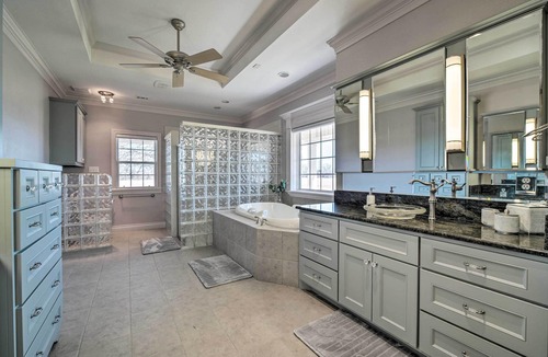 Millican House | Luxurious Aggieland Retreat - 14 Mi to A&M!