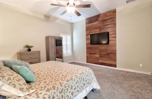 El Paso House | Luxurious NEW 3Bedroom Home w/Hot tub & Cozy Patio