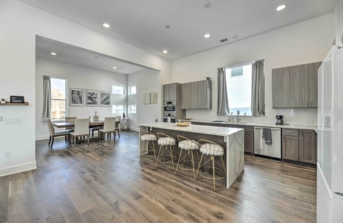 Meadows At Trinity Crossing House | Luxurious & Spacious Austin Home ~ 8 Mi to Dtwn!