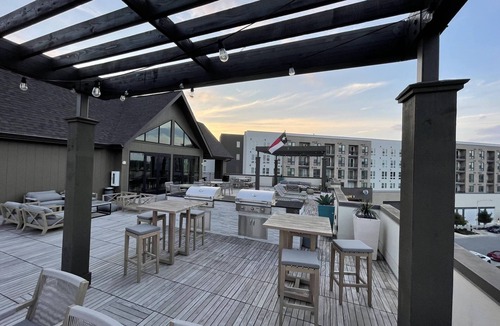 Oakmont Heights Condo | Luxury 2-Bedroom Condo in Austin's Prestigious Grove Community