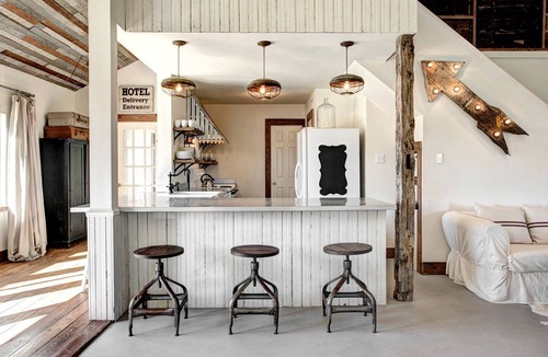 Round Top Cottage | Luxury Cottage Rental with Modern Vintage Interior near Houston, Texas