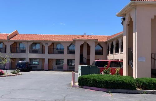 Albuquerque Hotel | Luxury Inn