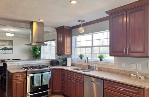 Lewisville House | Magic Oasis, Pool, Pavilion on large lot, Fantastic View, Sleep 16