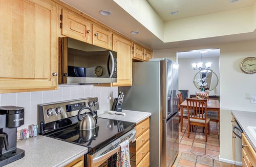 Casas Adobes Estates House | Main House + Casita: Peaceful Tucson Retreat!