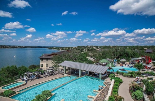 Lakeway Hotel | Mansfield Suite at Lakeway Resort & Spa, Outdoor Pool!