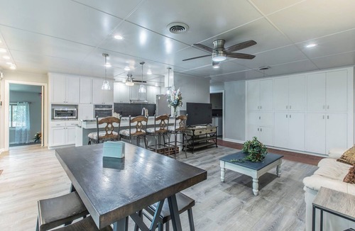 Temple House | Marlandwood Estate - Spacious 5-bedroom house in Temple with outdoor space