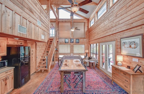 Glen Rose House | Mata'Zamo cliffside cabin, 1000 acres hiking trails, farm animals, family fun!