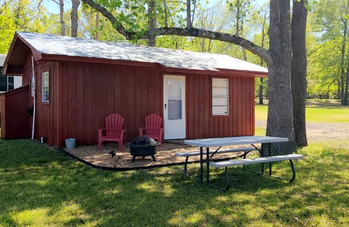 Hemphill Cabin | McGee's Landing Cabin #1 - Toledo Bend Lake