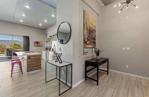 Chamberino House | Miami Style Pool House 4 Bed 3.5 Bath