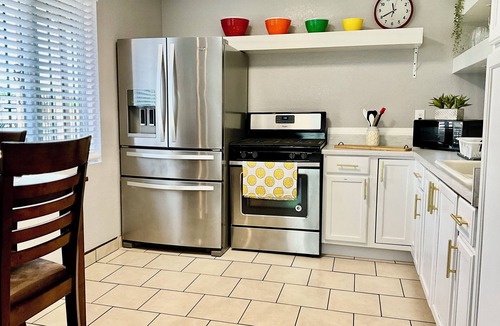 La Mesa Apartment | Modern 2BD1BA Central Location Fast WiFi Super Clean